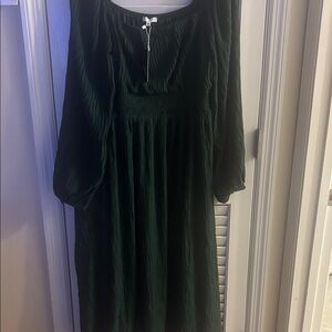 Elegant Green Women's Dress